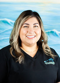 Stacie hygienist.jpg