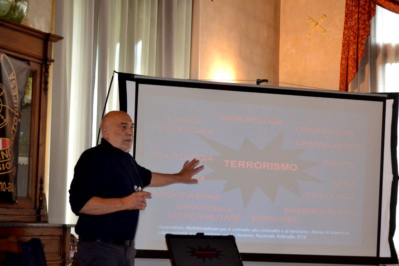 Chi è il Dott. Patrizio Borella ?