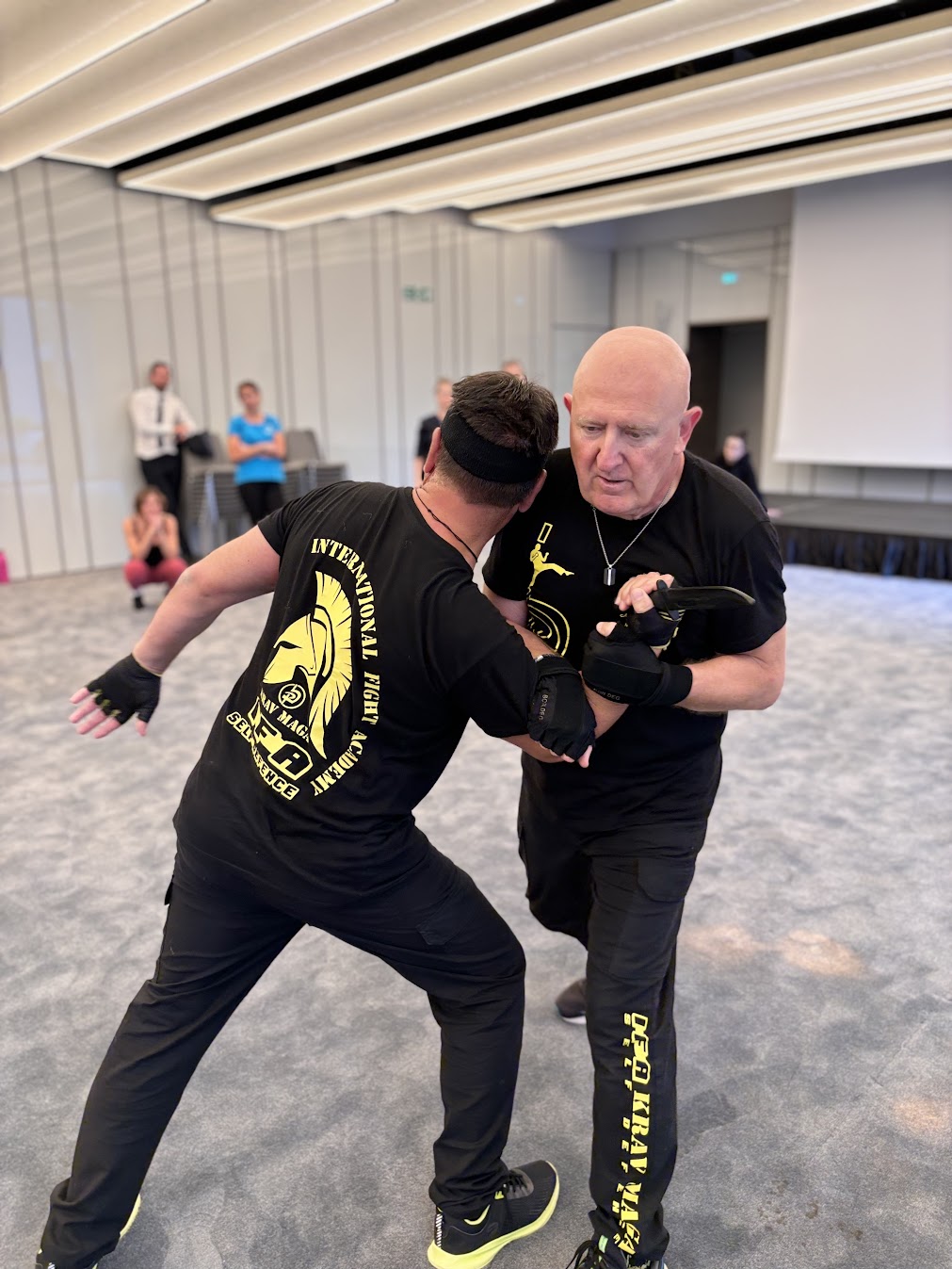 Difesa personale a Como e Varese chi è : Maurizio Zilio e il Krav Maga che forma alla sicurezza