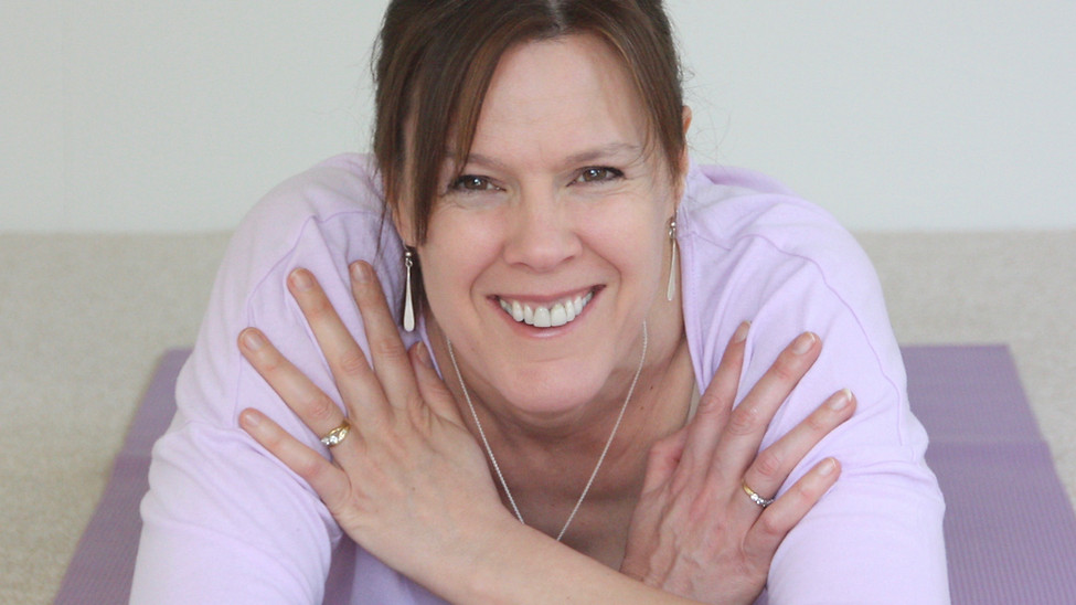 emily wright, yoga teacher, marlow