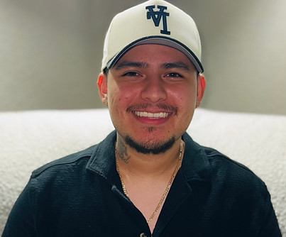 hugo-lopez-kansas-city-se-habla-espanol-tatujue-learn-how-to-tattoo.jpeg