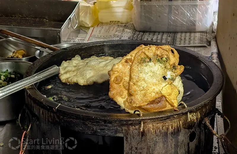 頭城火車站旁的「阿伯炸蛋蔥油餅」 圖片