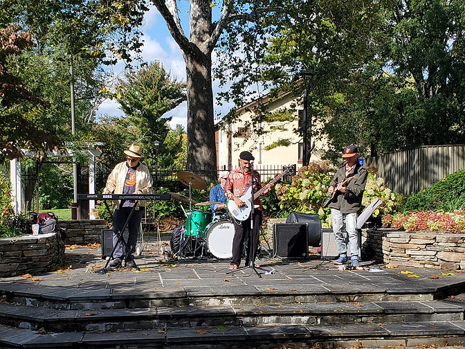 Swingin Swamis Fall Festival 2023.jpg