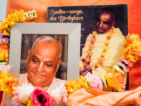 The Glories of Srila Gour Govinda Svami