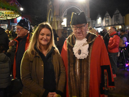 Woodbridge Christmas Light Switch On 2024