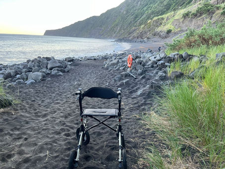 Wanda Wanders Coastal Path
