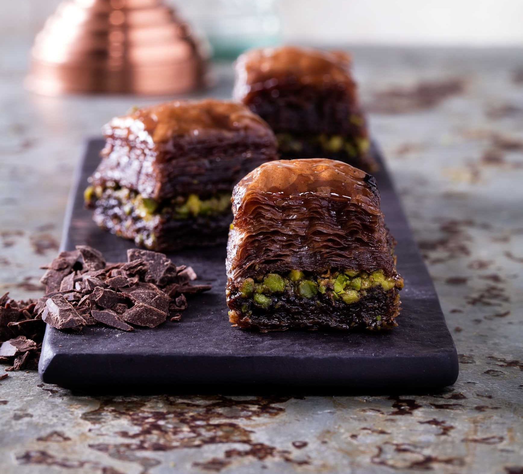 № 905 Baqlawa Chocolate Box Large