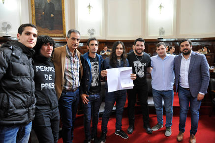 Distinguen como “Vecino Destacado” al niño platense Juan Pedro Giommi por su solidaridad