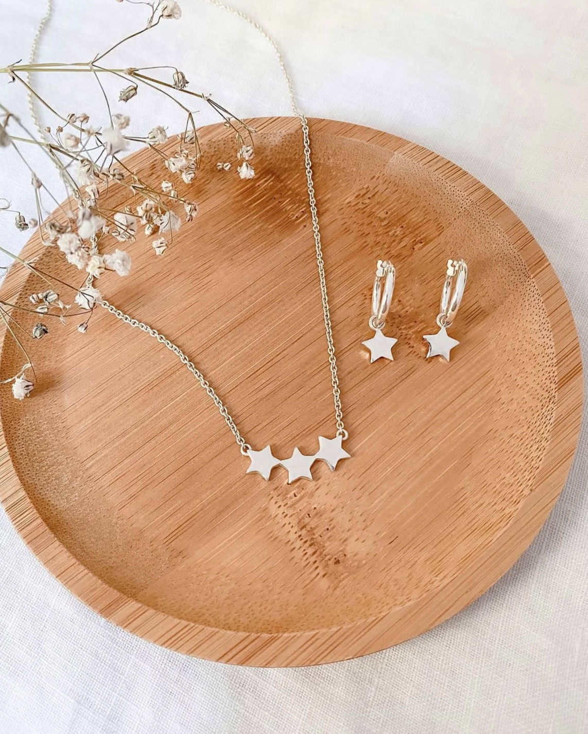 Tri Star Necklace