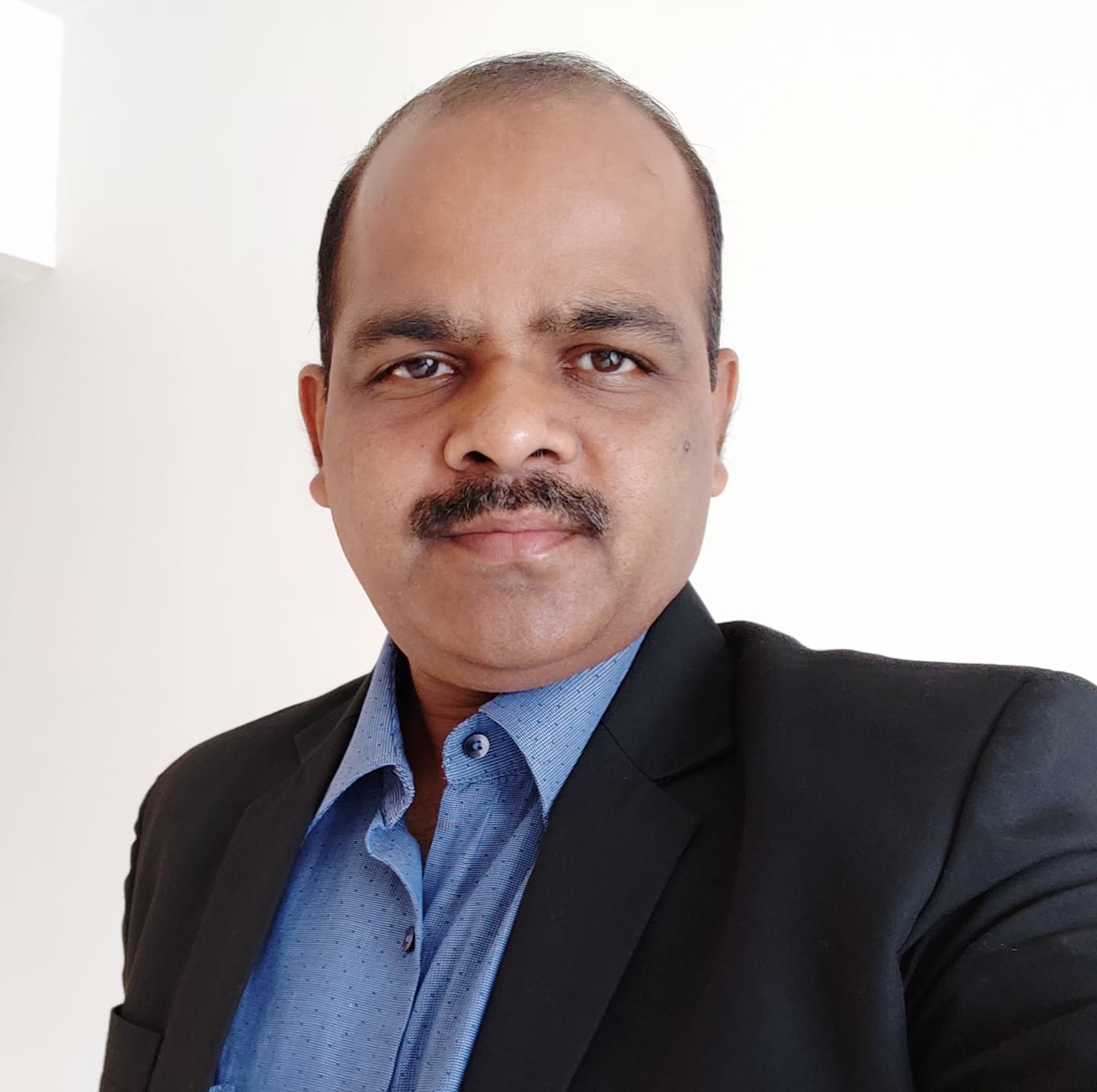 Satish Mahadik.jpg
