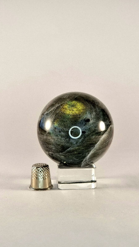 Thumbnail: Labradorite Sphere
