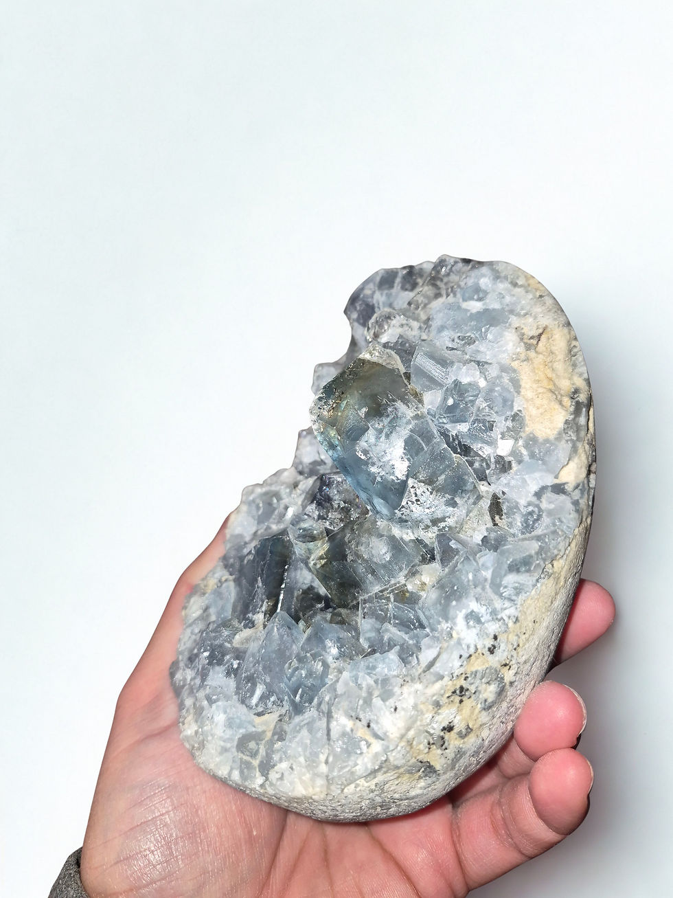 Thumbnail: Celestite Cluster Egg