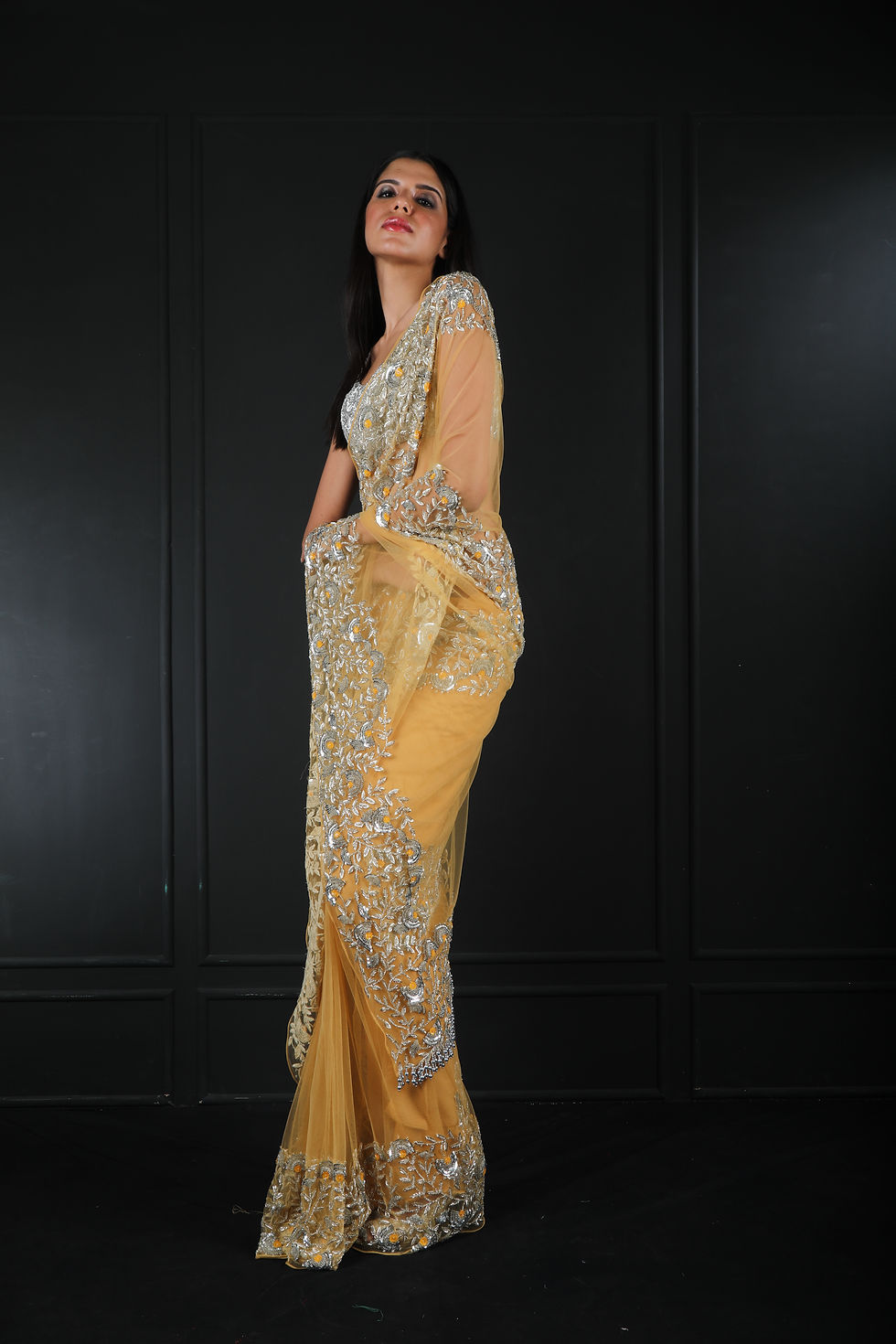 Golden Veil Leaf Saree