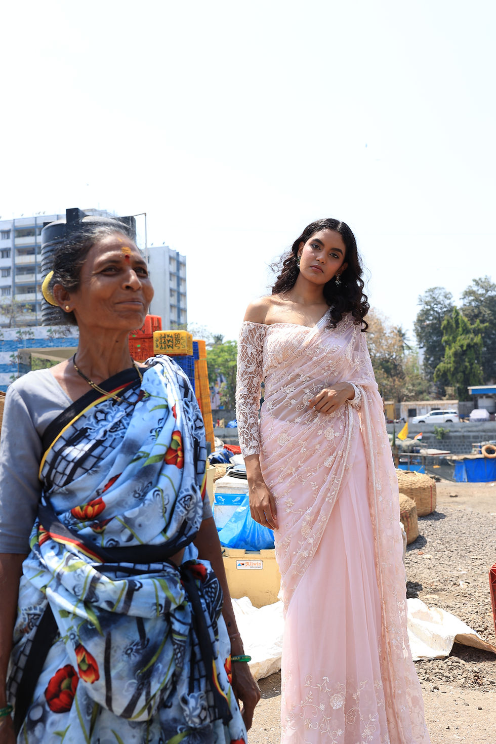 Thumbnail: Florose viel saree