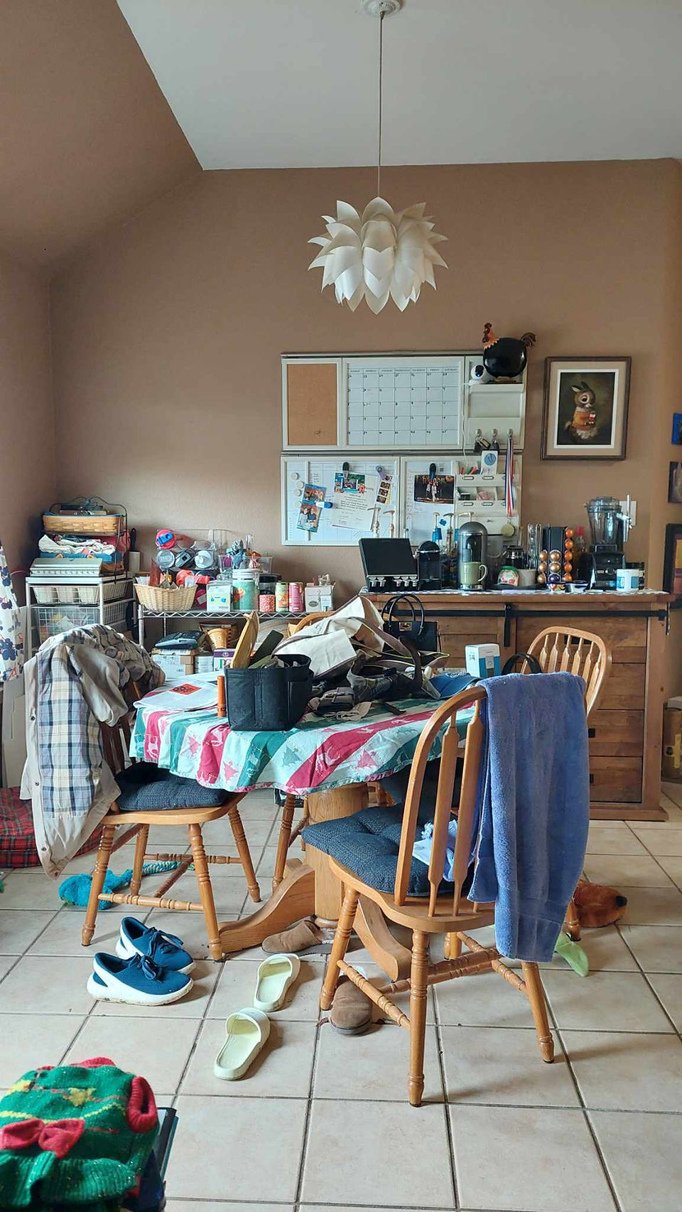dining room before(1)