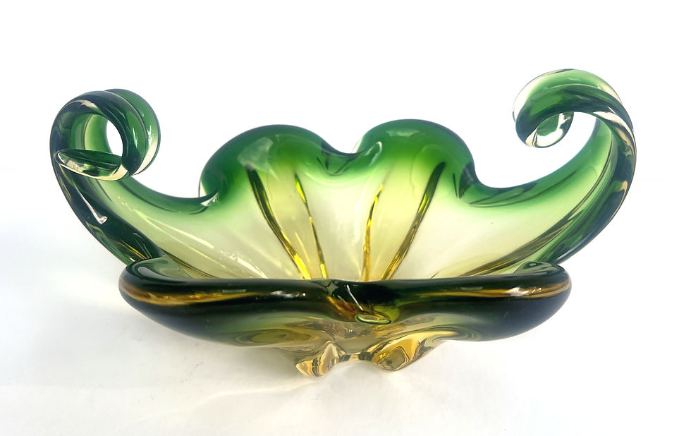 Thumbnail: Vintage Murano Cristallo Venezia Ccc, green/gold Sommerso Glass bowl