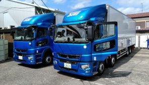 2台のウィング車(大型)の納車です。