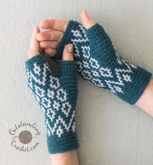 U&Me Wrist-Warmers overlay mosaic crochet pattern