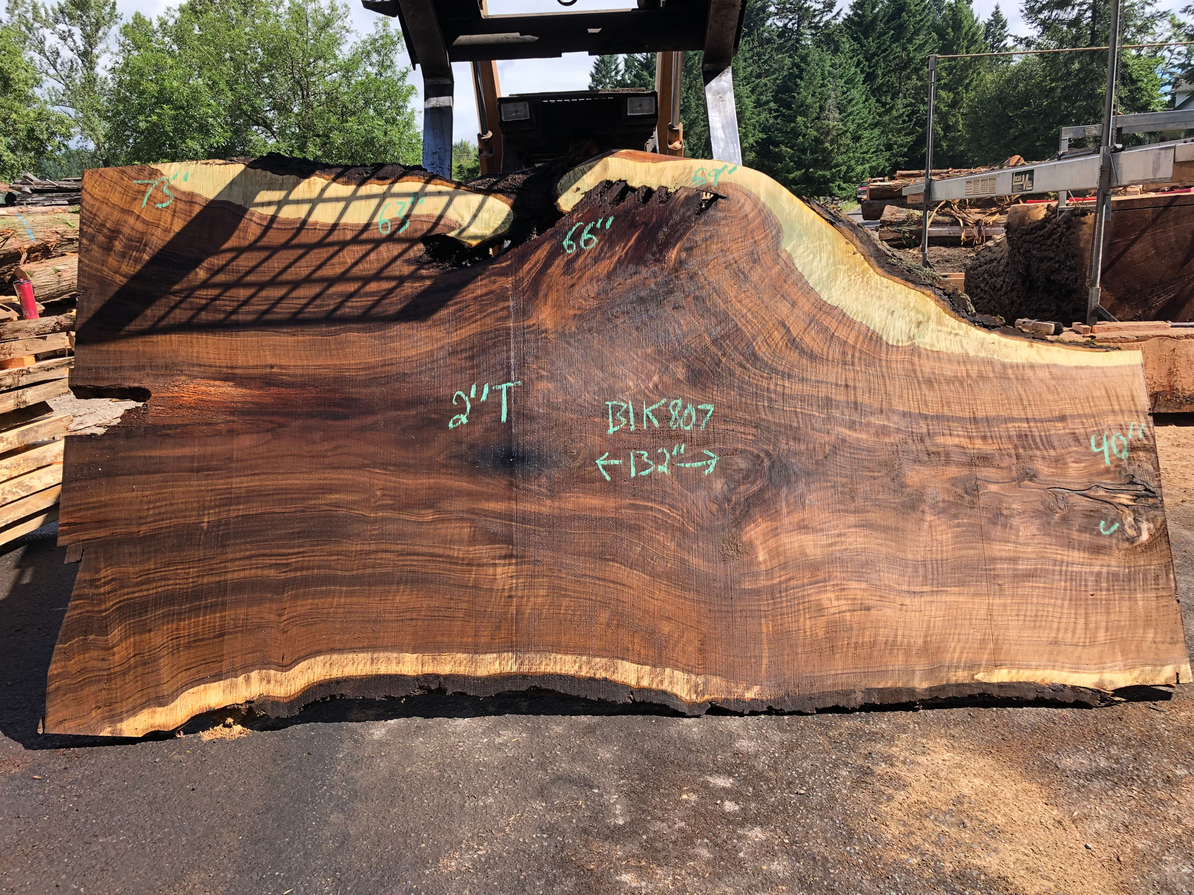 blk807 (2"x40-73"x132")