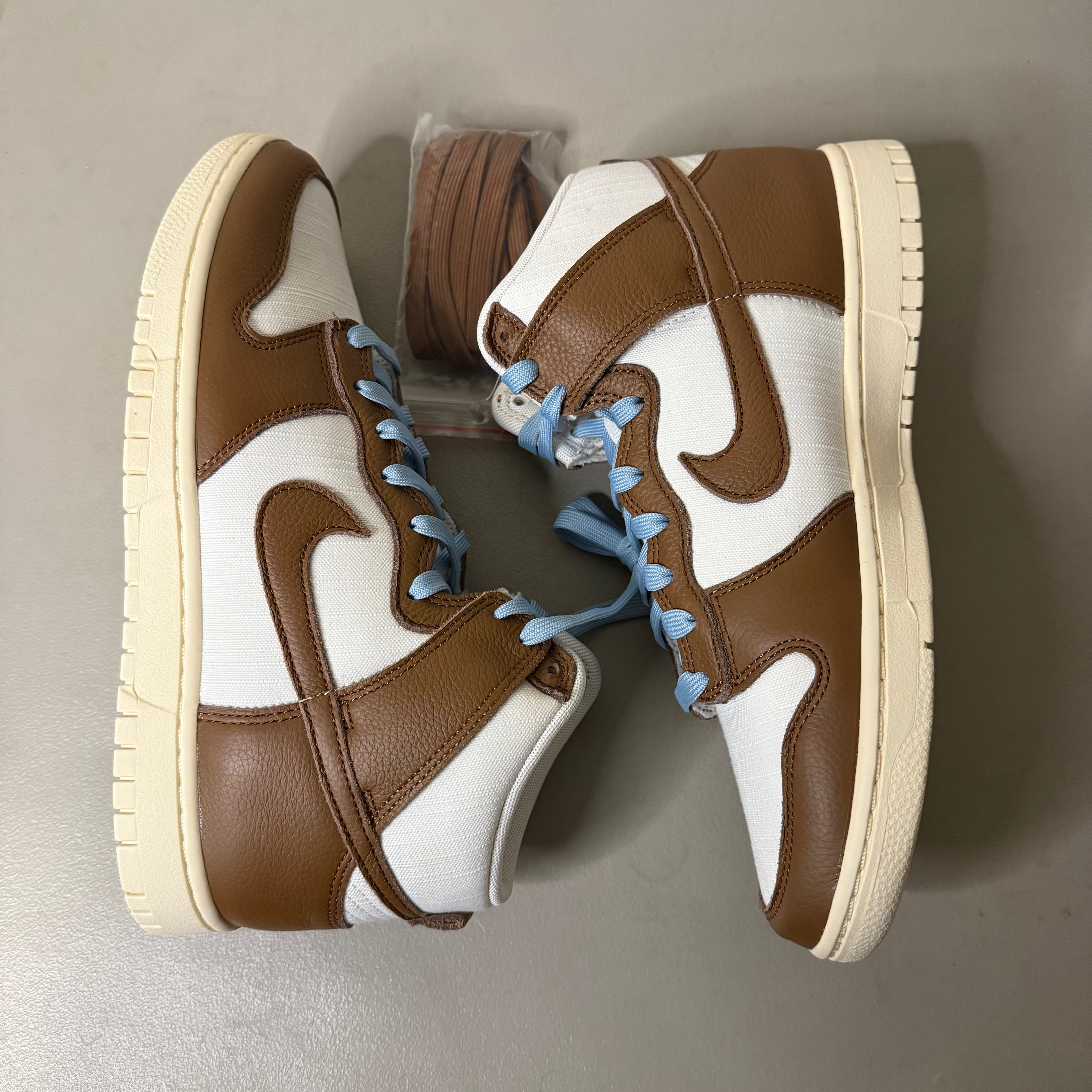 Brown dunks size 10 men