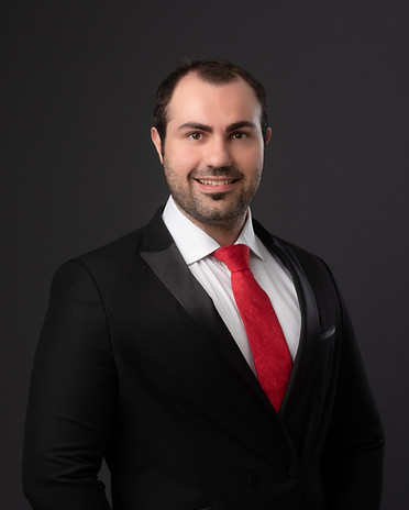 Arian Neyestani Headshot