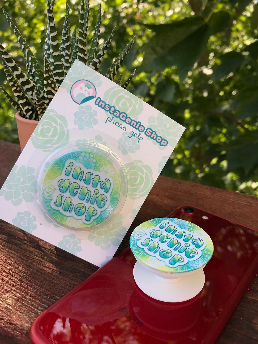 Thumbnail: Customizable Phone Grip