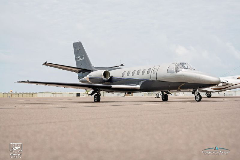 Thumbnail: 1989 Cessna Citation V N15JT