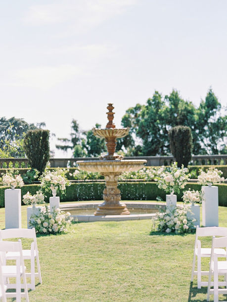 romantic wedding ceremony at Greystone Mansion