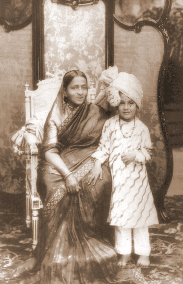 Maharani Vani Vilasa with grandson Jayachamarajendra Wodeyar