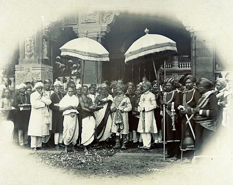 Group Photo outside the Palace