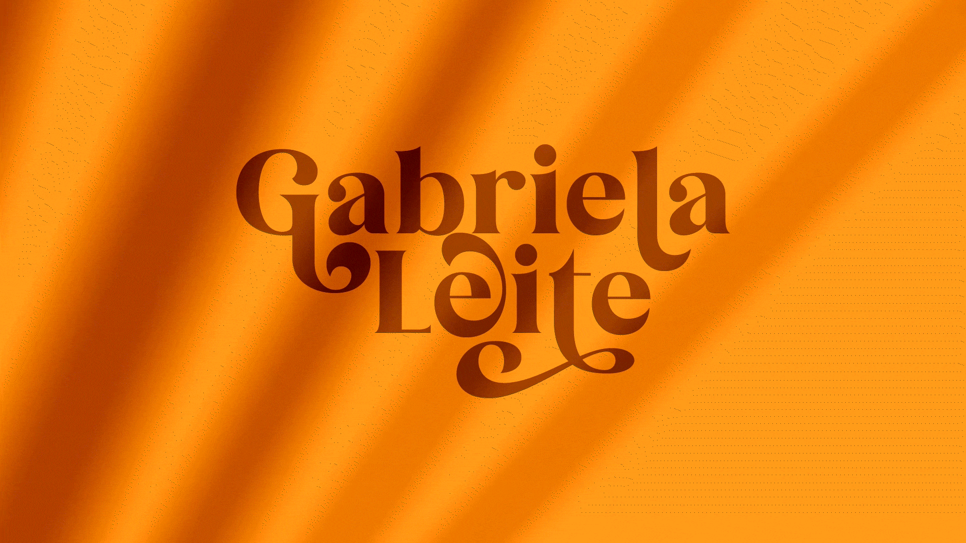 GABI LEITE.gif