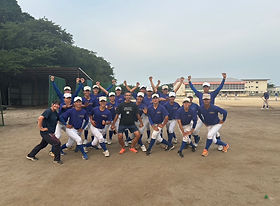 茨城県立土浦三高野球部の選手たちど