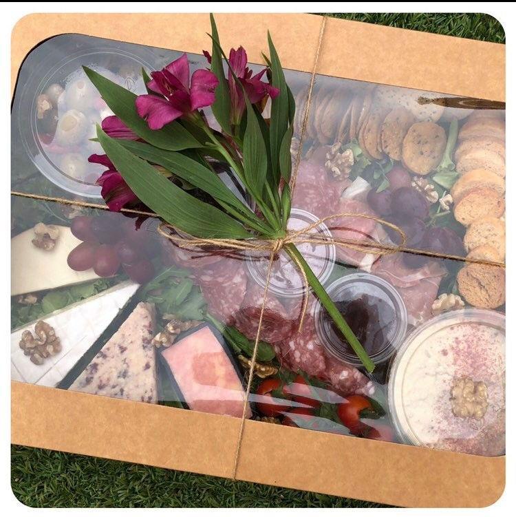 Thumbnail: Group Grazin' Grub Platter