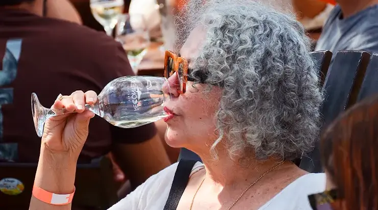 1 Conquista, 1 Vinho