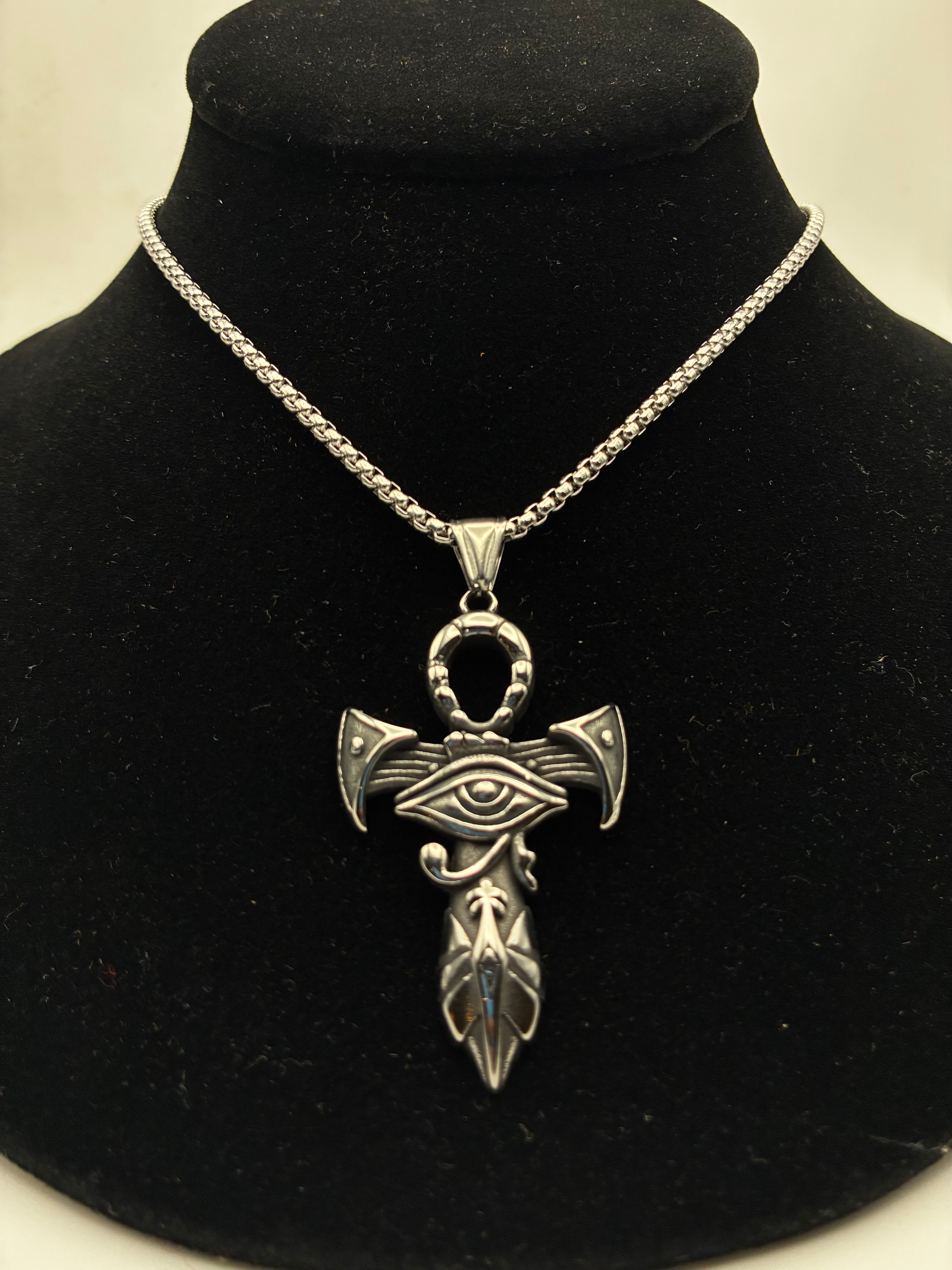 VYRIA Ankh Pendant