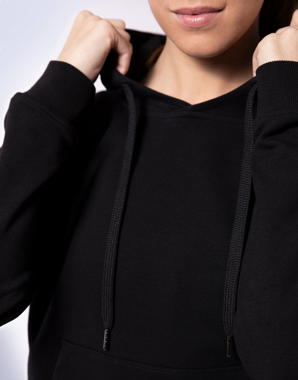 Thumbnail: Women's Pullover Hoodie in Black