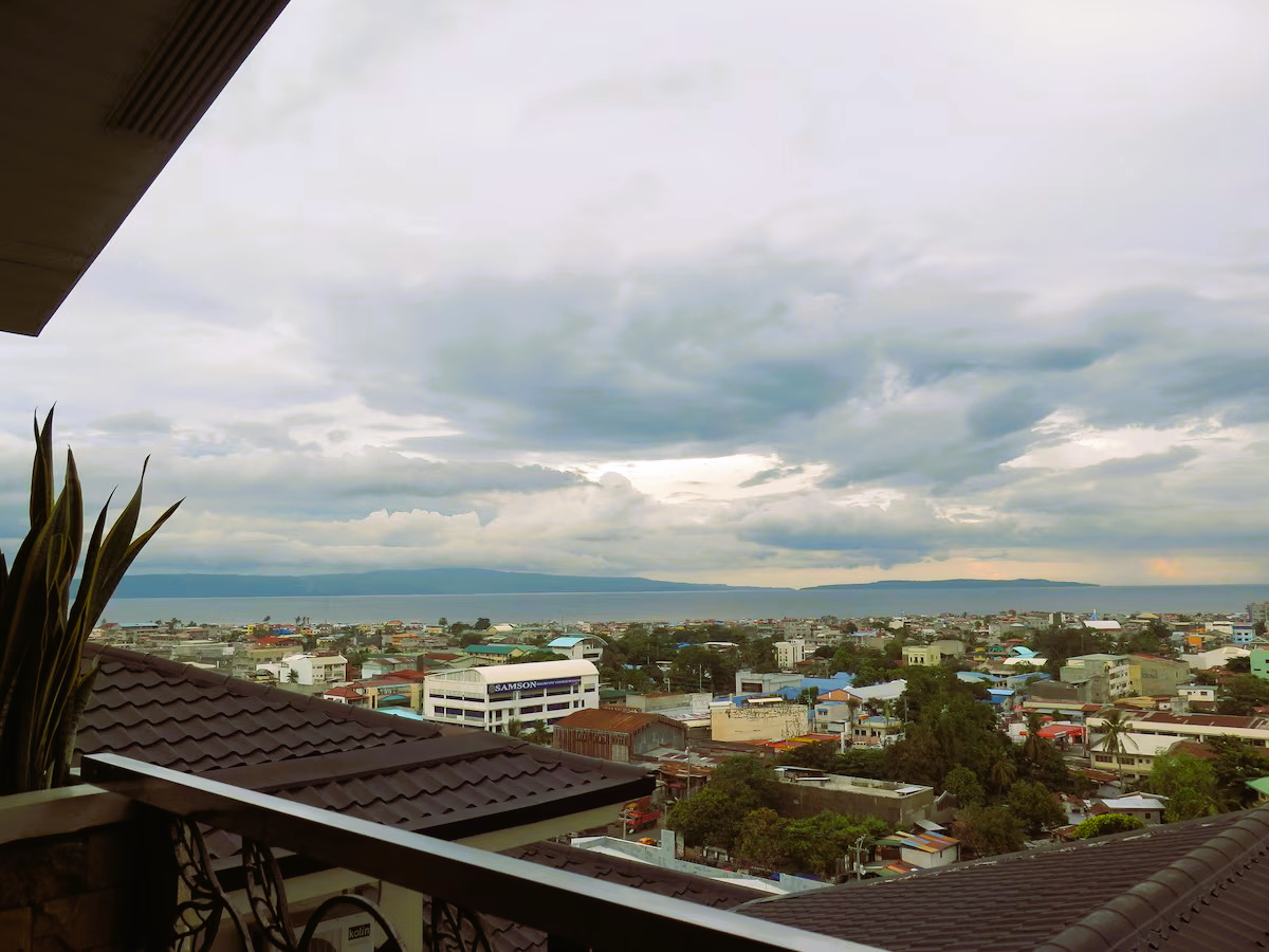 The Pinnacle Hotel, Davao City