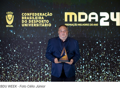 Marcus Penna é premiado como melhor técnico de futsal do ano