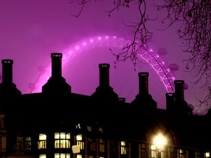 London's Festive Season – A Saga of Soccer, Championship Darts & Appendicitis            PART I - Bursting the Holiday Itinerary 