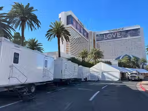 Why You Should Rent Restroom Trailers for City Parades
