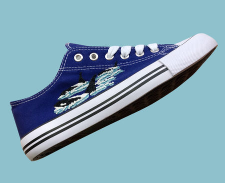 DIY Embroidered Shoes by Melissa Galbraith