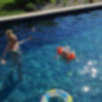 Naturpool perfekt für Kinder, wirkt beruhigend