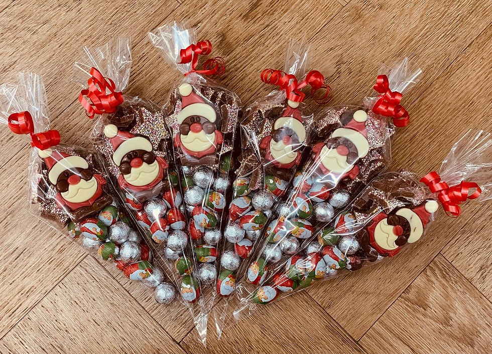 SANTA AND STARS THEMED FESTIVE CONE