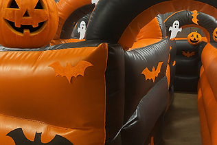 20250624_1352_Halloween Inflatable Maze_remix_01jyg0xq1me74vg3bstnkh6kf9_edited.jpg