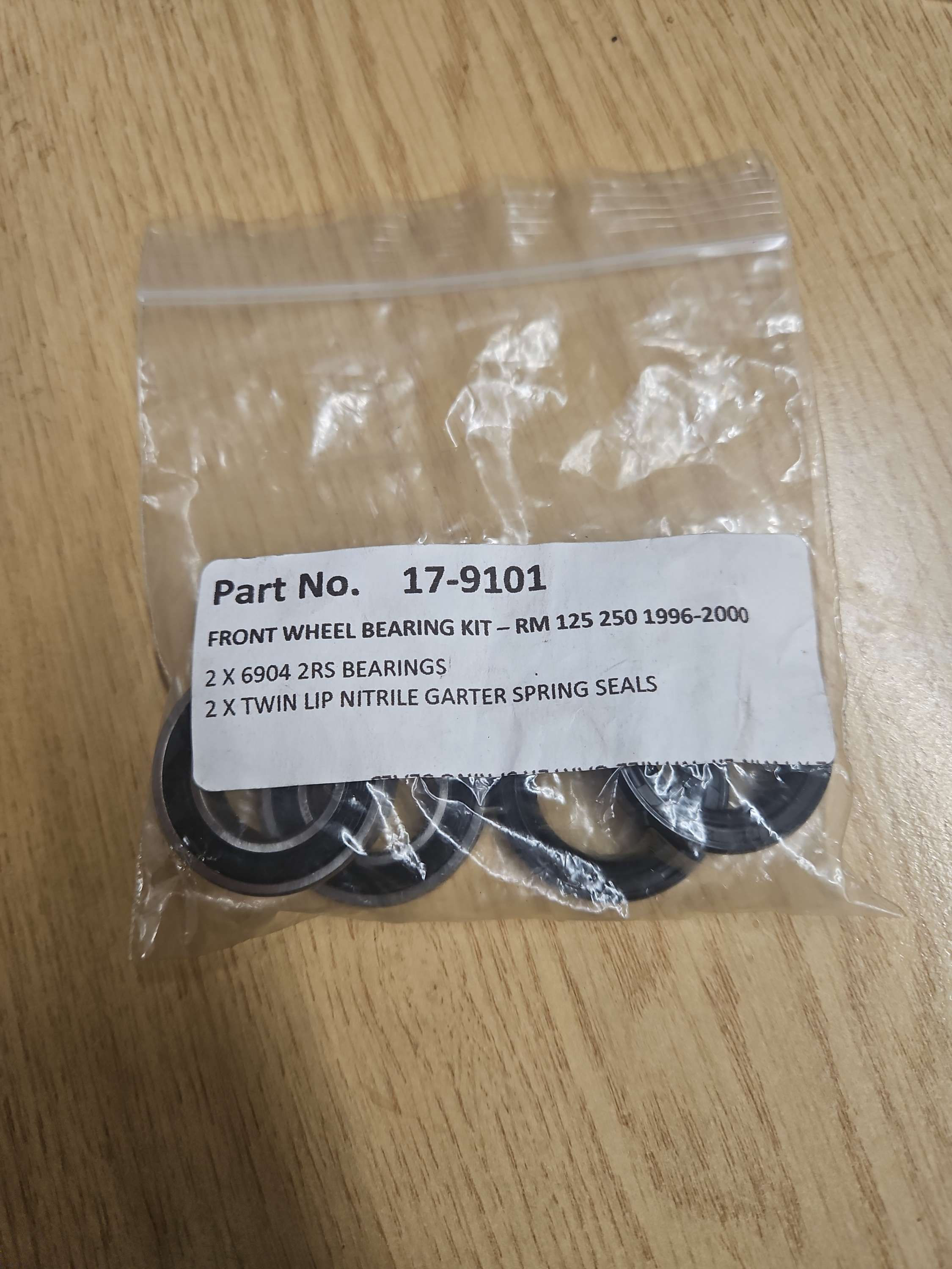 Front Wheel Bearing Kit 17-9101 / 6904 2RS