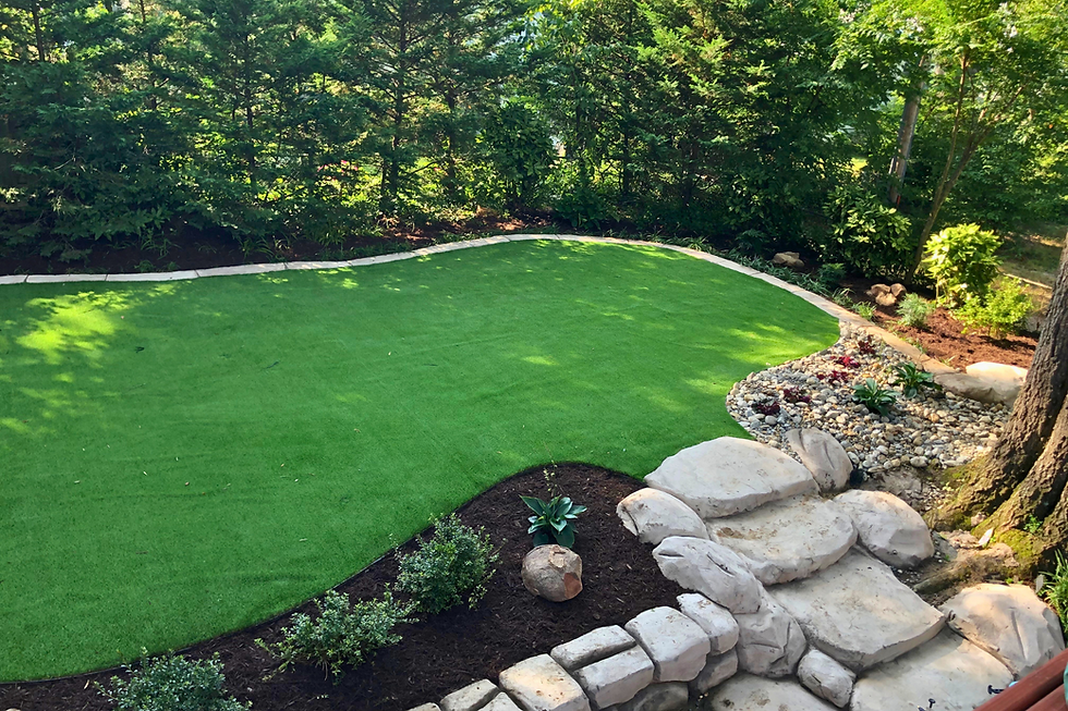 4 Ways to Make Small Yards Feel Spacious and Inviting