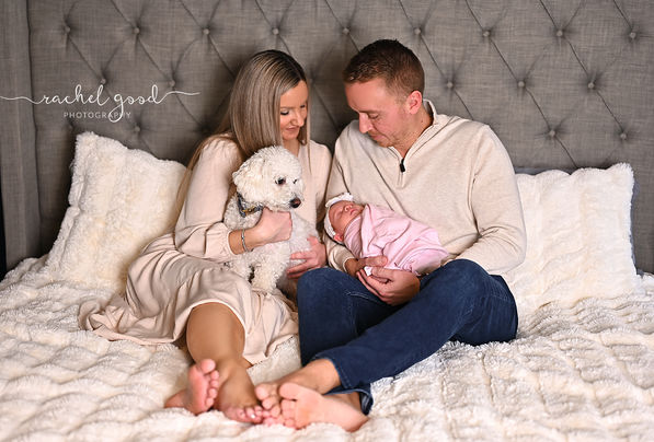 Welcome Home Carina. Strongsville, OH Family Newborn Photographer
