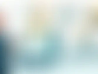 Deputado em perfil profissional conectado a apoiadores em rede digital 