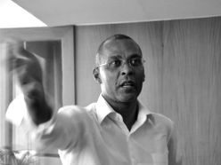 Como a Cor da Pele Influencia o Comportamento Eleitoral em Salvador e São Paulo