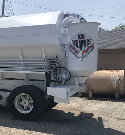 Back of a KG Dynamics custom spreader